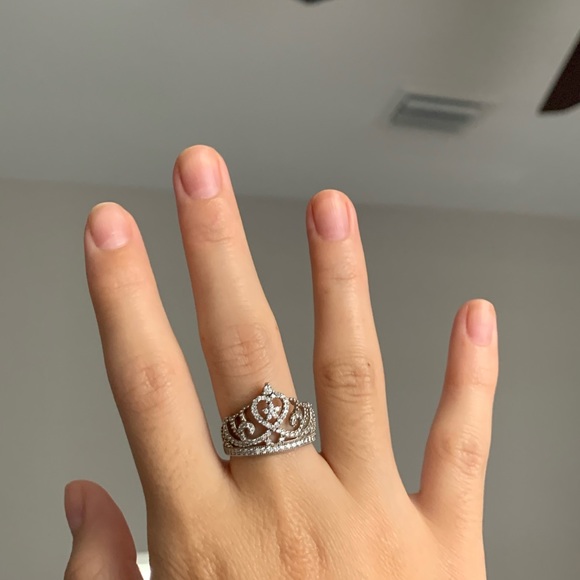 Silver Princess Ring - Picture 2 of 6